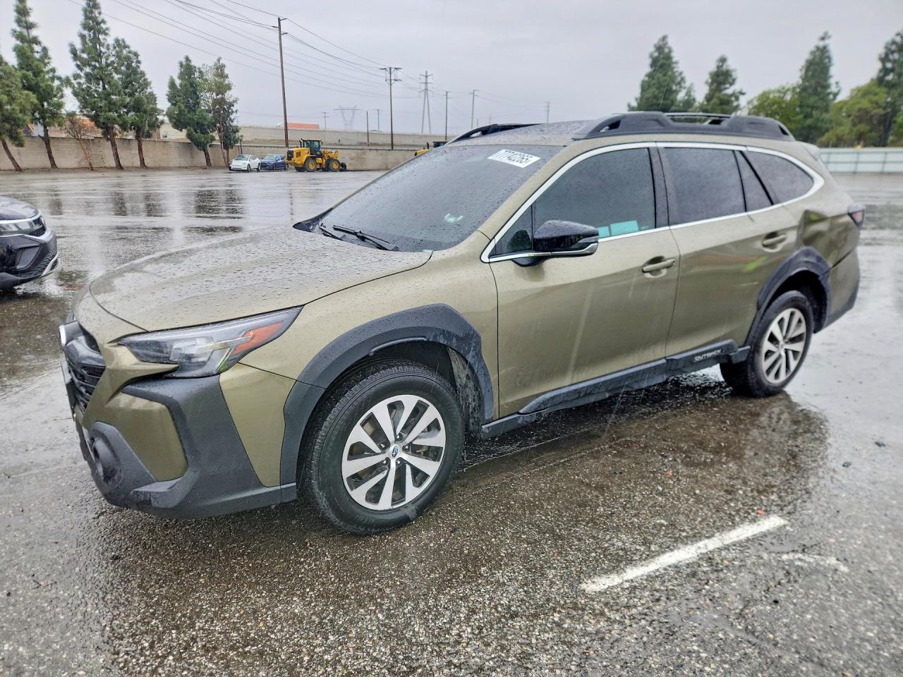 2023 Subaru Outback Premium, VIN 4S4BTAFC0P3160472 — Пожар в салоне