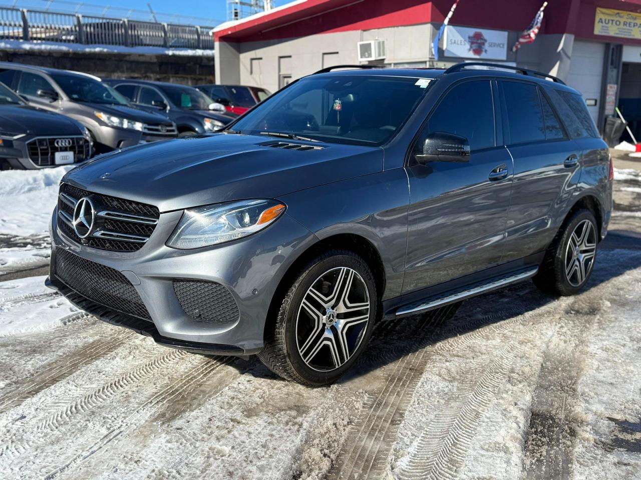 2018 Mercedes-Benz GLE 350, VIN 4JGDA5JB8JB048956 — Minor dents and scratches