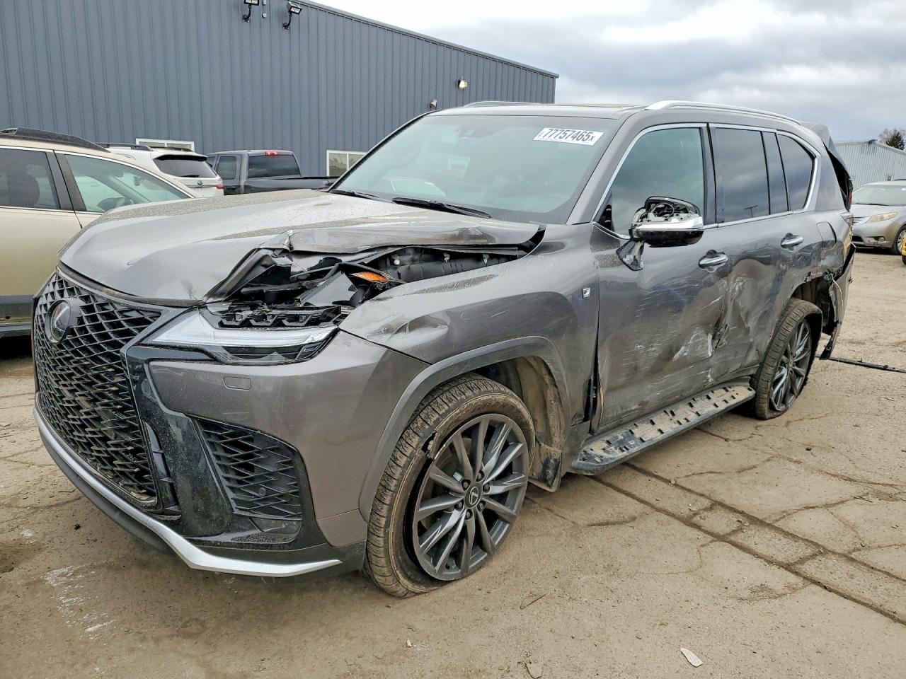2024 Lexus LX 600 F Sport, VIN JTJMB7CX3R4066705 — Перед