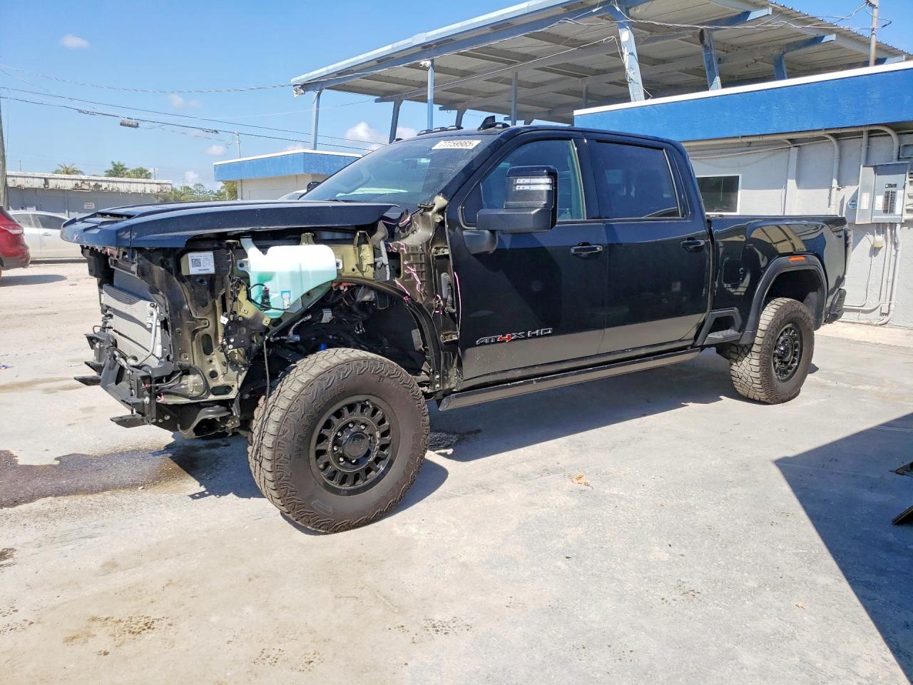 2025 GMC Sierra 2500HD AT4X, VIN 1GT4UZEY5SF112205 — Front end