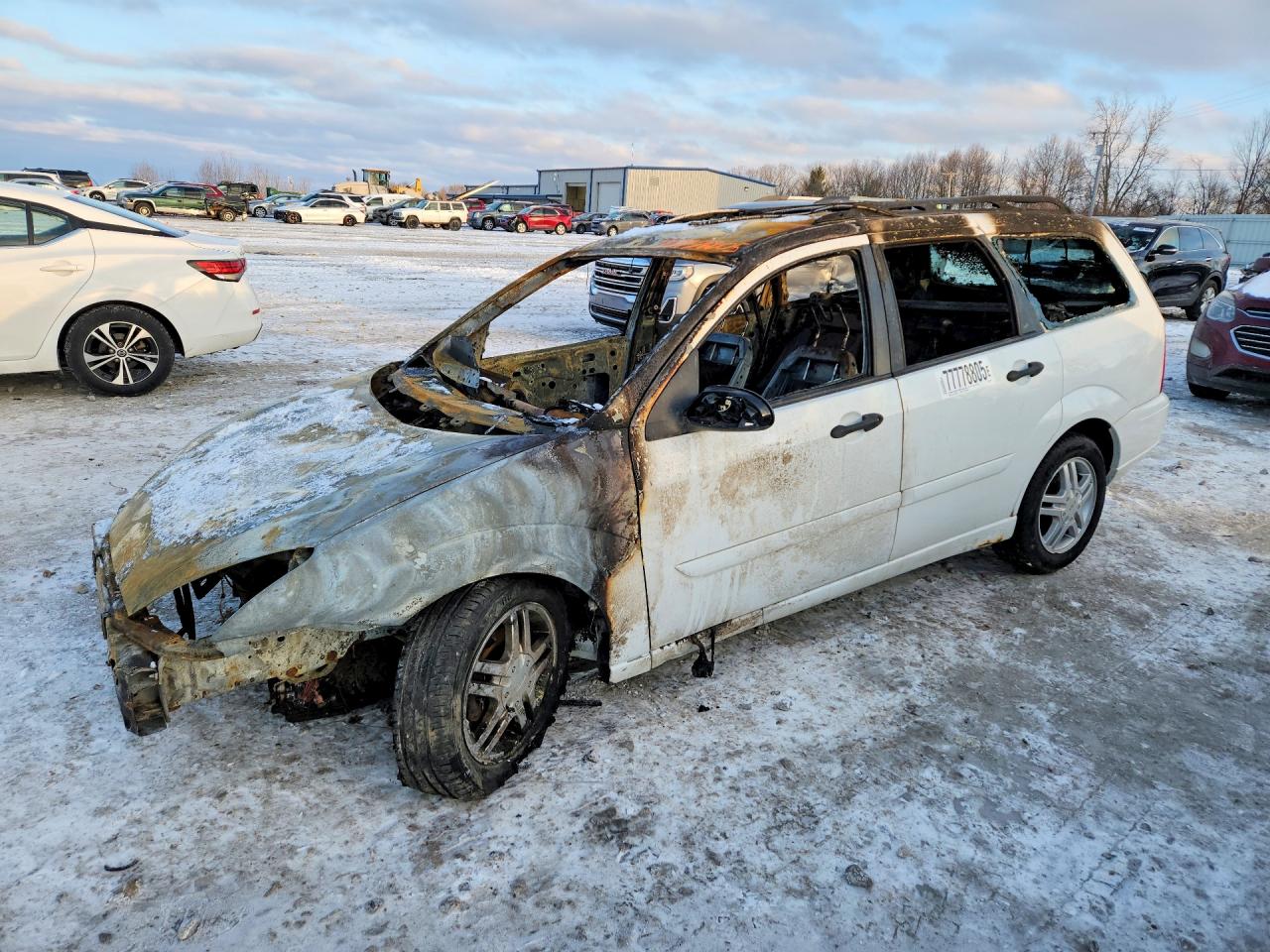 2001 Ford Focus SE, VIN 1FAFP36381W253693 — Пожар