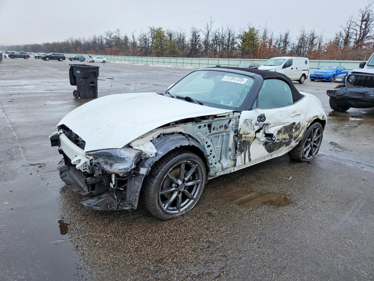 2016 Mazda MX-5 Miata Grand Touring, VIN JM1NDAD73G0118562 — Side
