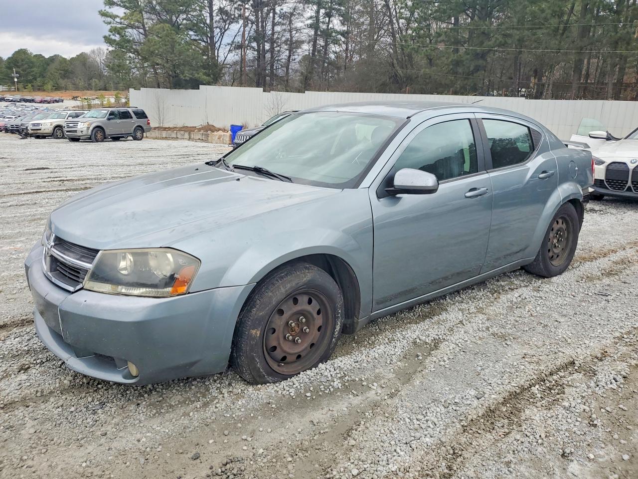 2009 Dodge Avenger SXT, VIN 1B3LC56B99N556996 — Зад