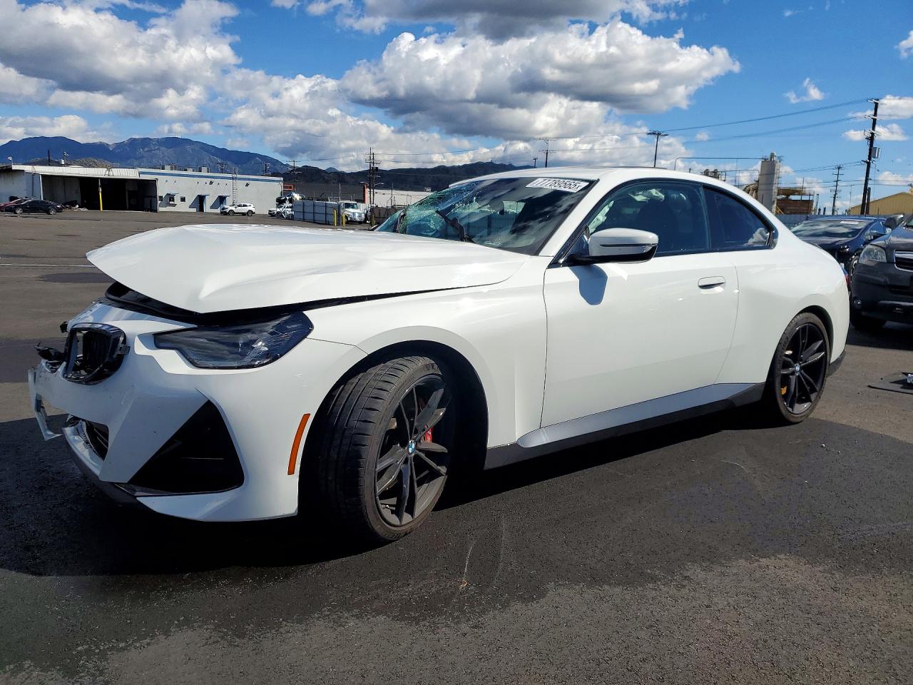 2022 BMW 2 Series 230i, VIN 3MW23CM0XN8C46320 — Front end