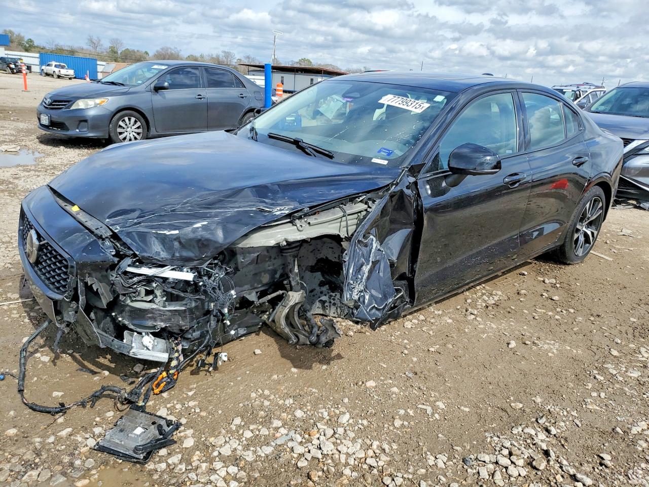 2024 Volvo S60 Plus Dark Theme, VIN 7JRL12FL0RG315636 — Front end