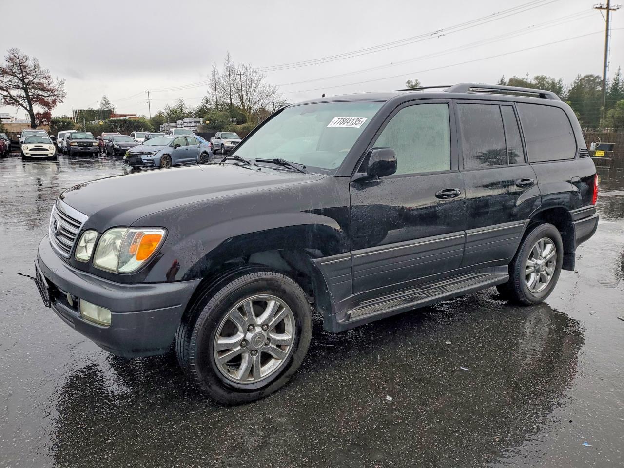 2005 Lexus LX 470, VIN JTJHT00W753553455 — Minor dents and scratches