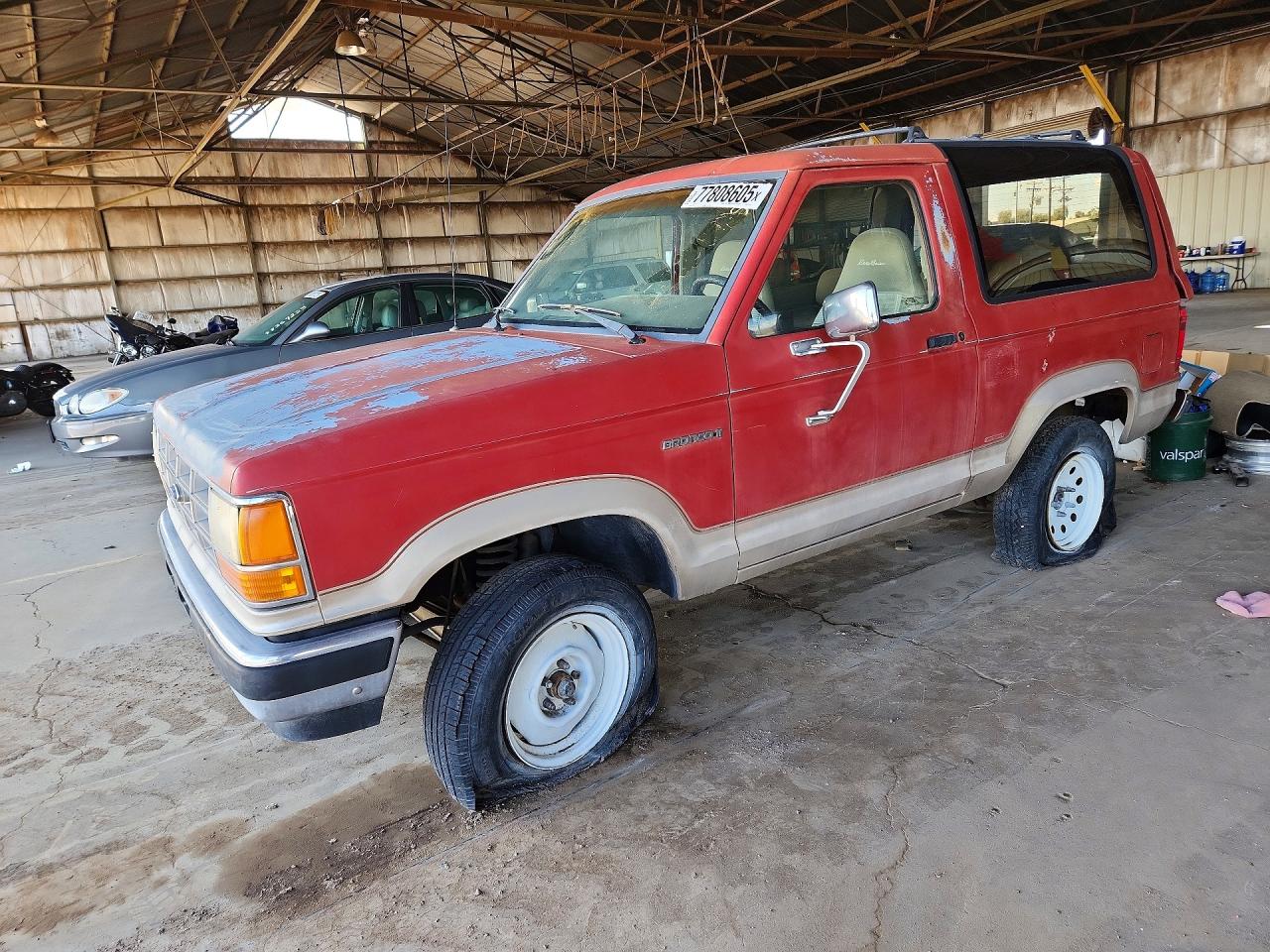 1990 Ford Bronco, VIN 1FMCU12T1LUA11502 — Minor dents and scratches