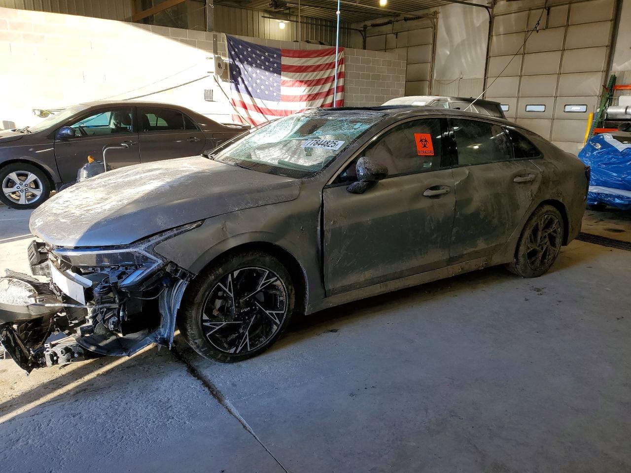 2025 Kia K5 GT-Line, VIN KNAG64J72S5329060 — Front end