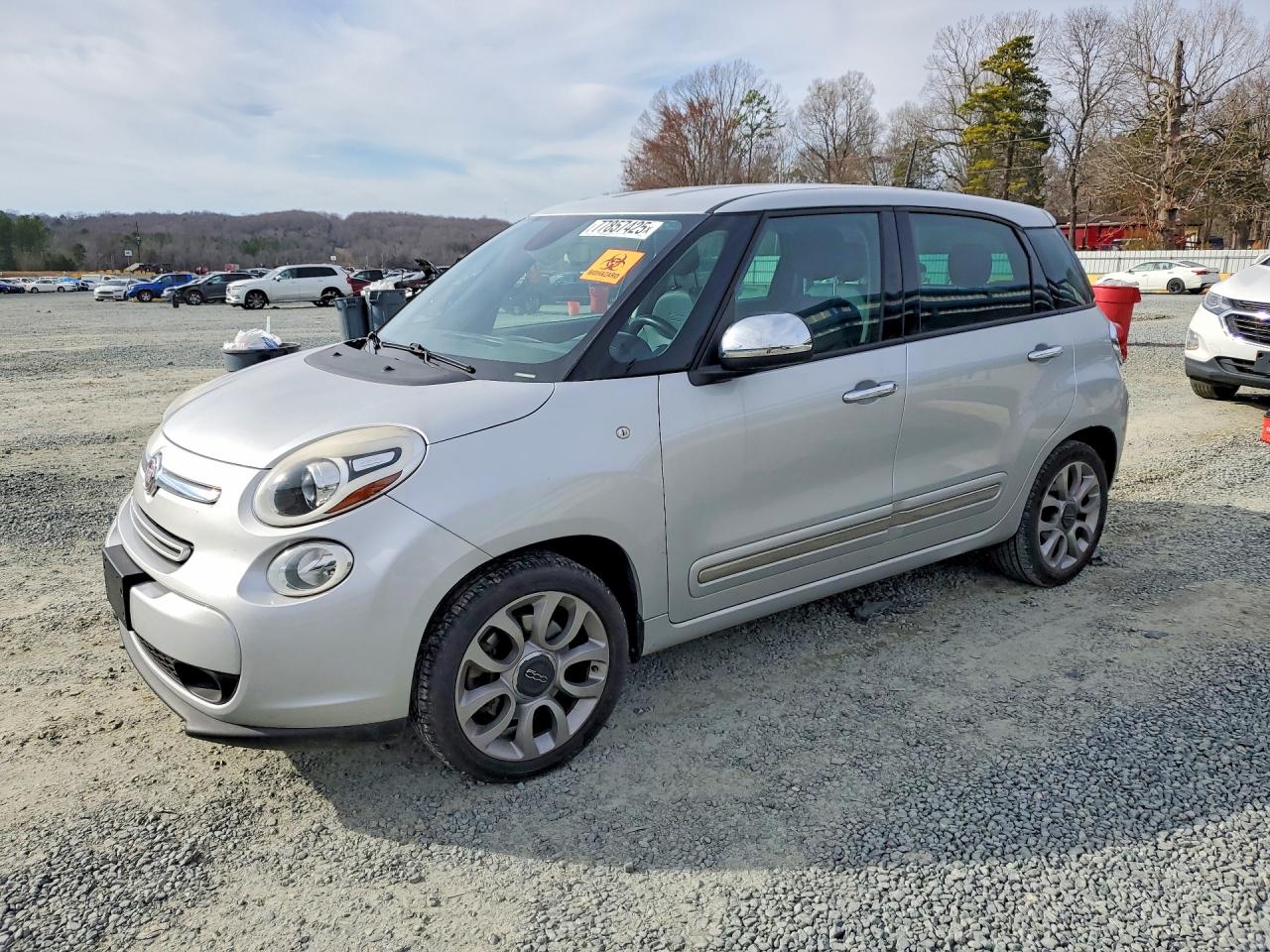 2017 FIAT 500L Lounge, VIN ZFBCFACH5HZ038501 — Side