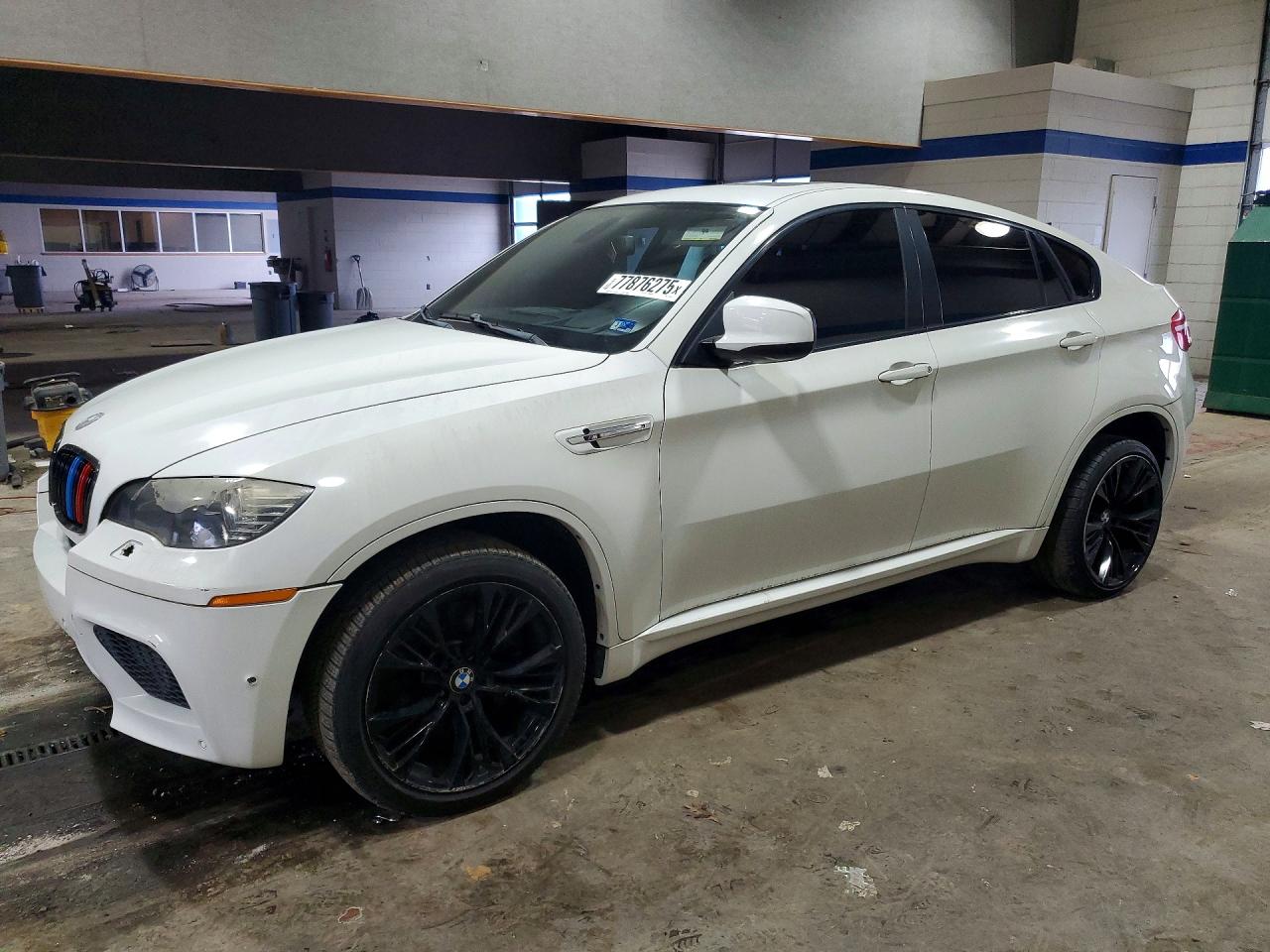 2012 BMW X6 M, VIN 5YMGZ0C5XCLL29648 — Днище