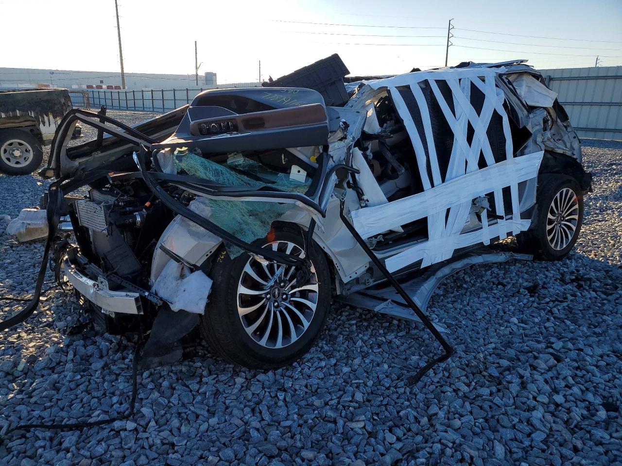 2024 Lincoln Aviator Reserve, VIN 5LM5J7WC6RGL10793 — Rollover