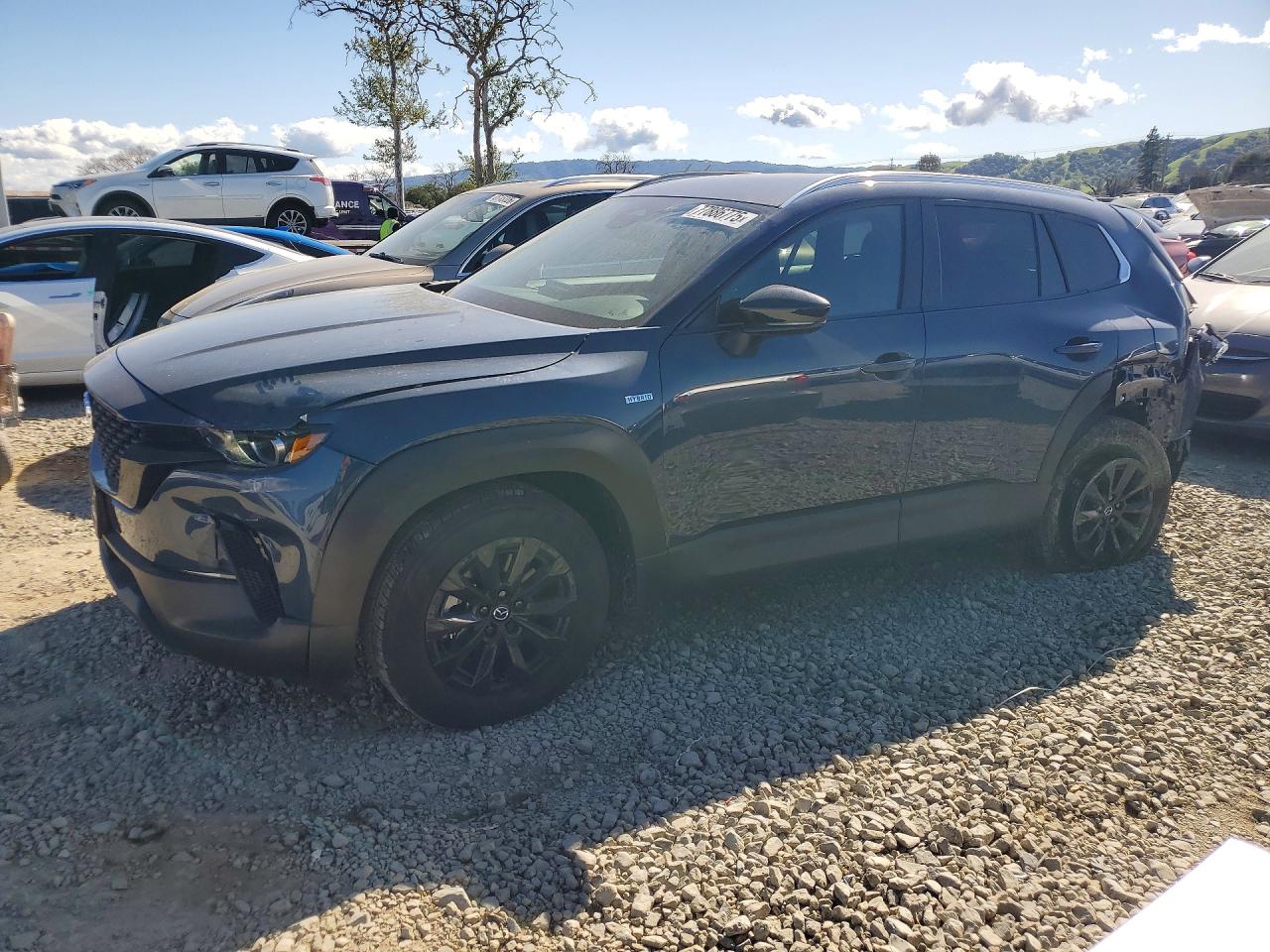 2025 Mazda CX-50 Hybrid Preferred Package, VIN 7MMVAABW1SN132667 — Front end