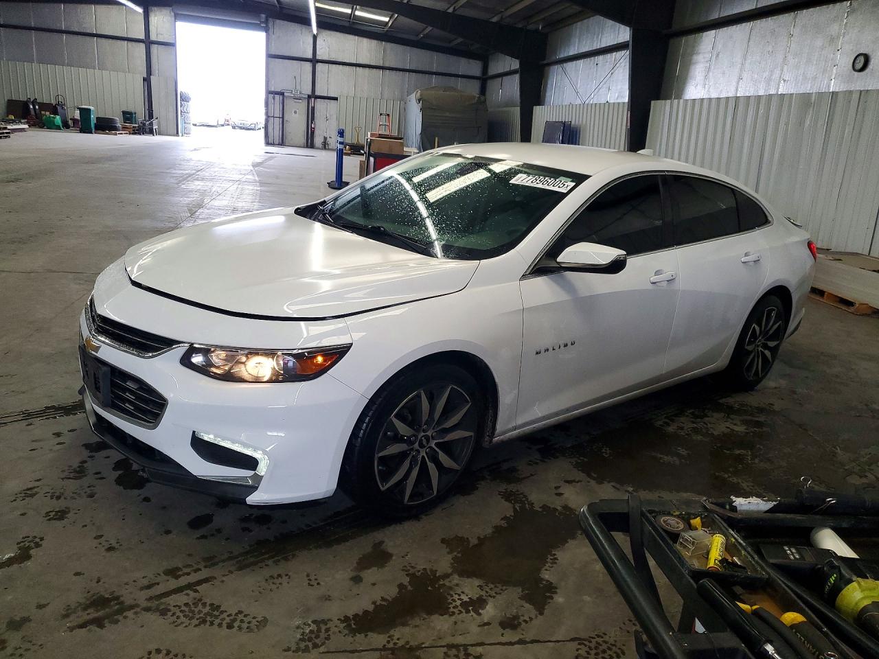 2018 Chevrolet Malibu LT, VIN 1G1ZD5ST4JF264362 — Rear end