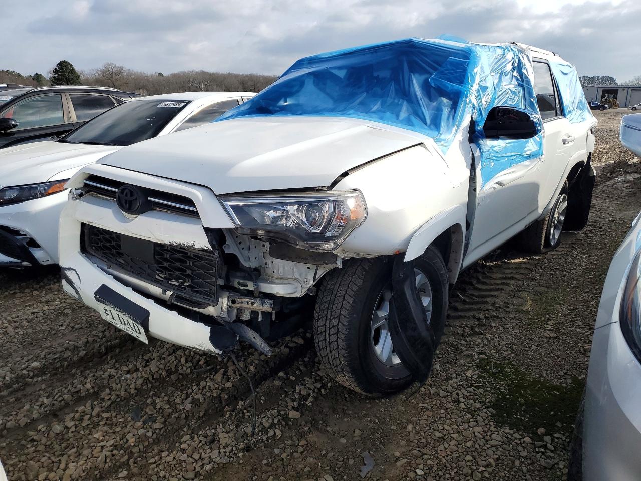 2021 Toyota 4Runner SR5, VIN JTEEU5JR5M5249046 — Rollover