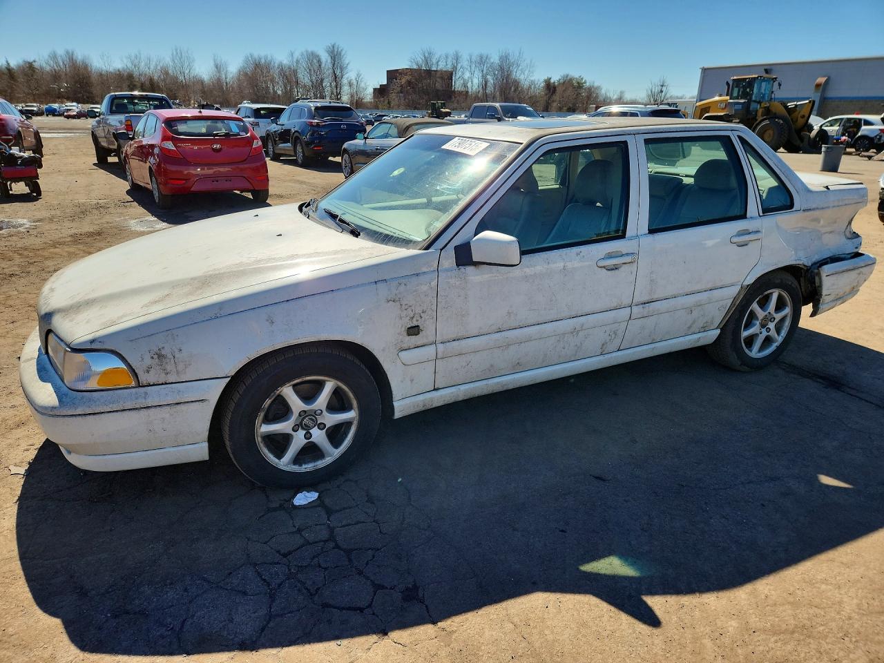2000 Volvo S70, VIN YV1LS61J7Y2657809 — Зад