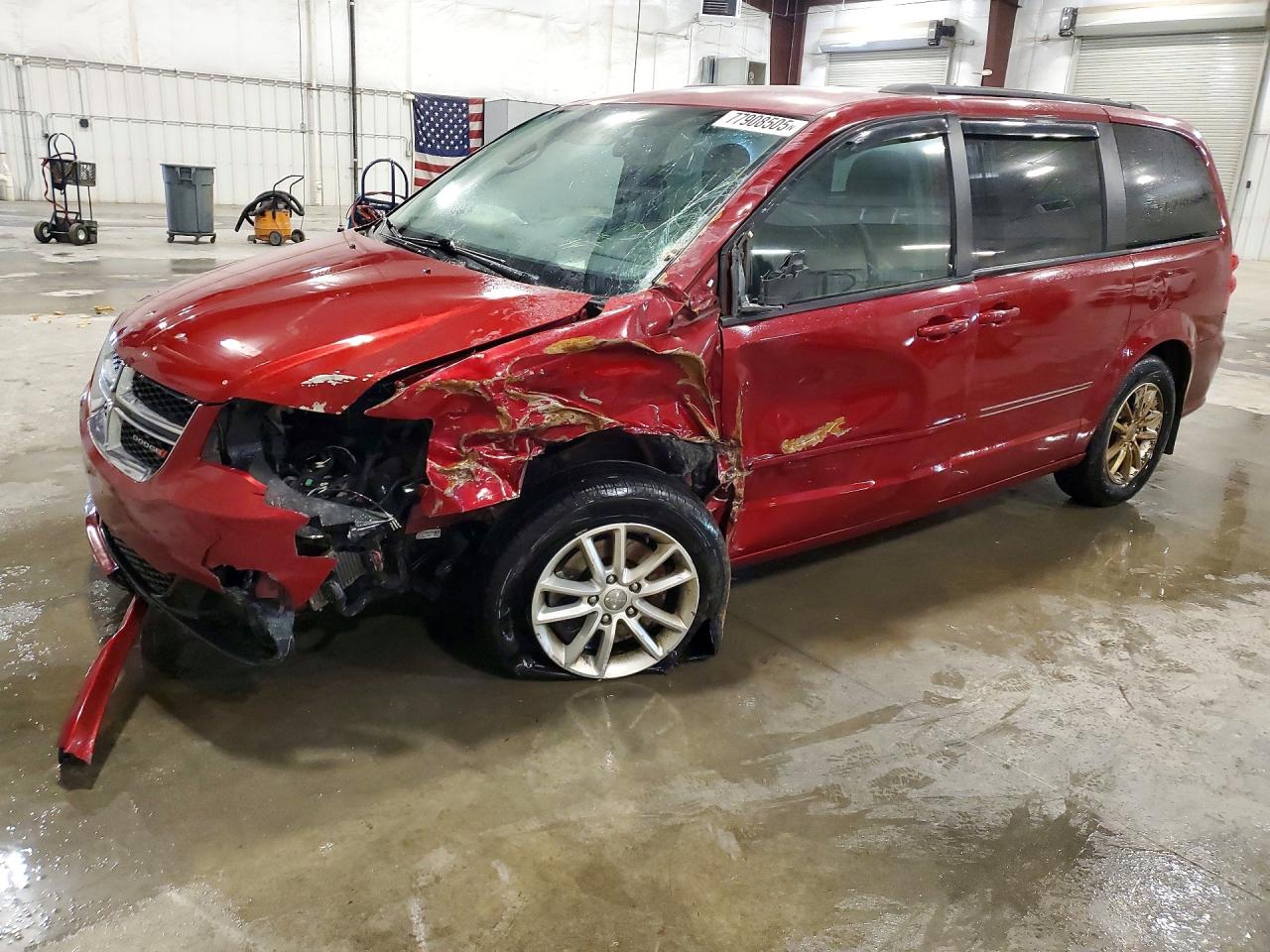 2016 Dodge Grand Caravan SXT Plus, VIN 2C4RDGCG7GR265592 — Front end