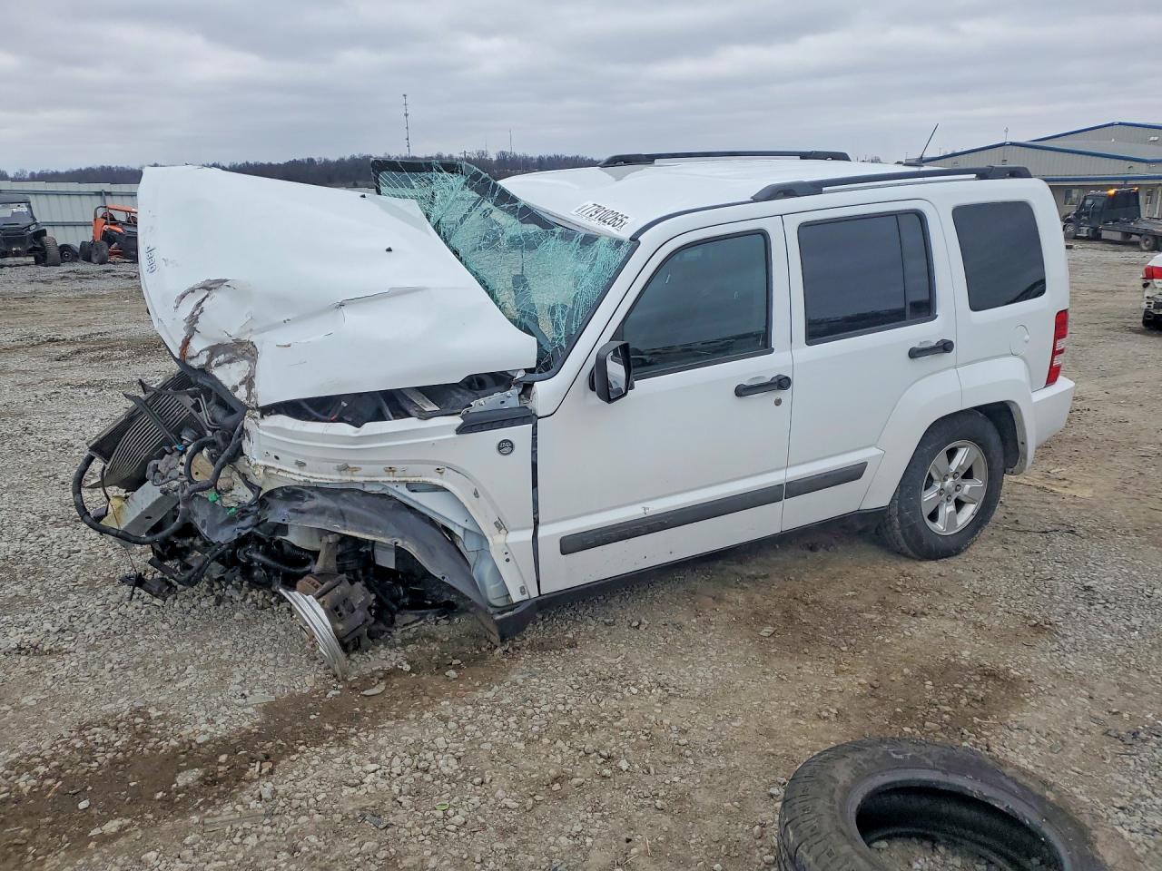 2012 Jeep Liberty Sport, VIN 1C4PJMAK3CW144386 — Перед