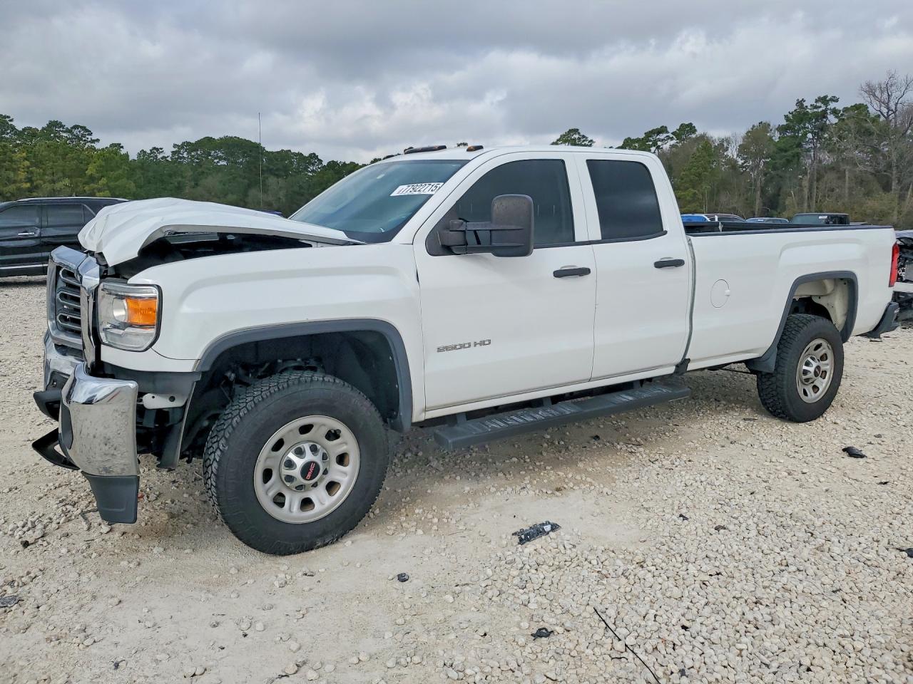 2019 GMC Sierra 2500HD, VIN 2GT21NEG5K1229094 — Front end