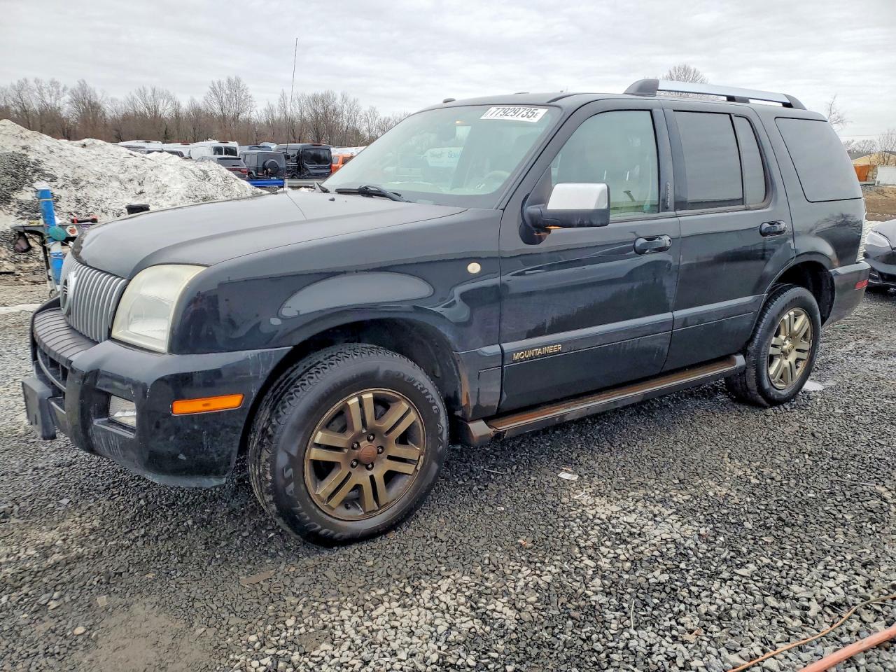 2009 Mercury Mountaineer Premier, VIN 4M2EU488X9UJ00974 — Rear end