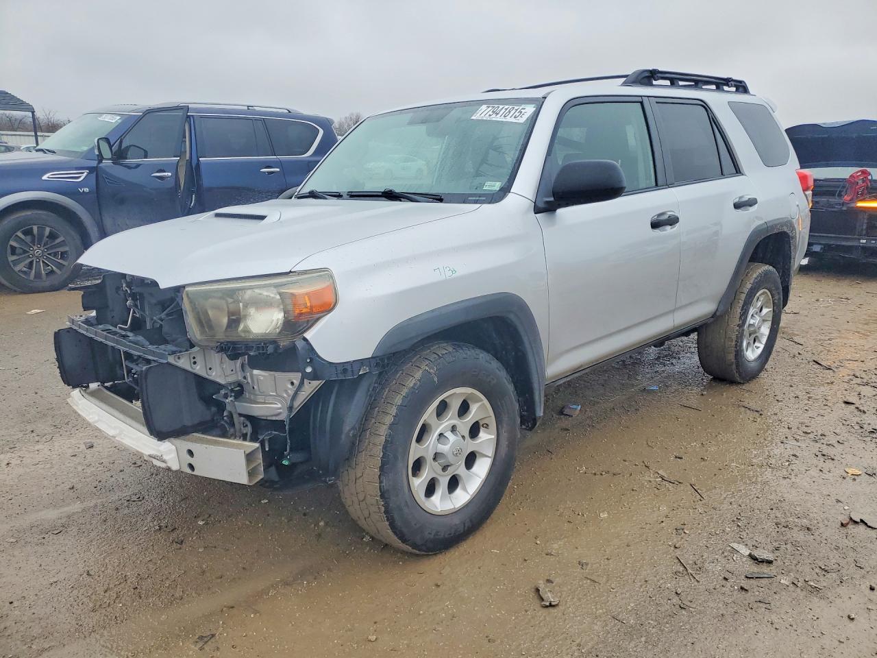 2010 Toyota 4Runner SR5, VIN JTEBU5JR5A5009526 — Front end