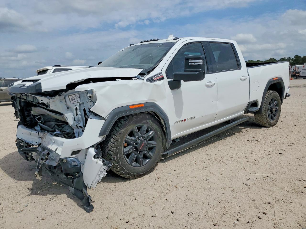 2024 GMC Sierra 2500HD AT4, VIN 1GT49PEY4RF389797 — Auction photo