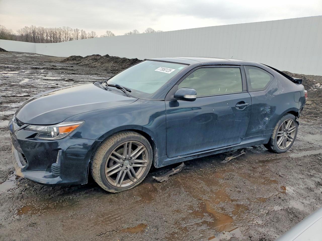 2015 Scion tC, VIN JTKJF5C79FJ001345 — Rear end