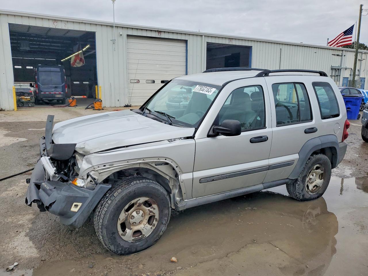 2007 Jeep Liberty Sport, VIN 1J8GL48K67W686371 — Перед