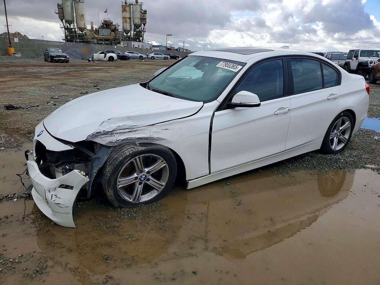 2014 BMW 3 Series 328i xDrive, VIN WBA3B5C58EF959286 — Front end