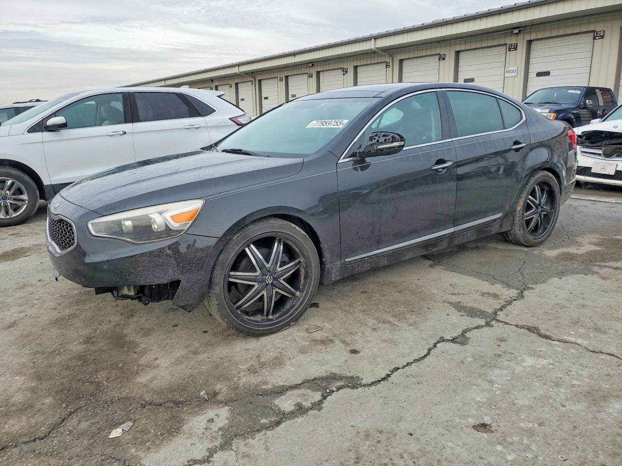 2014 Kia Cadenza Premium, VIN KNALN4D71E5133208 — Front end