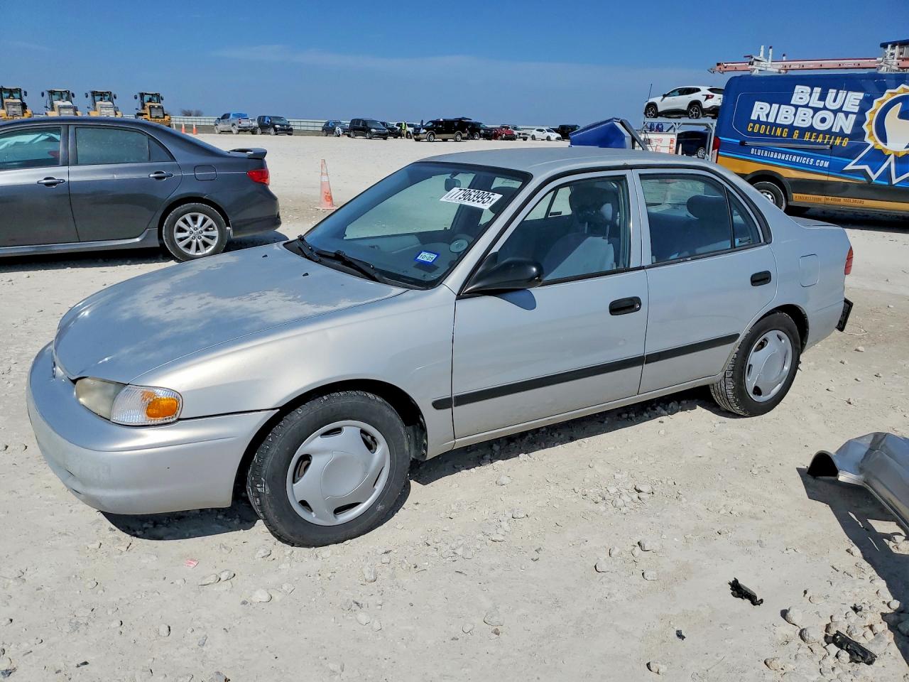 2000 Chevrolet Prizm, VIN 1Y1SK5287YZ434891 — Rear end