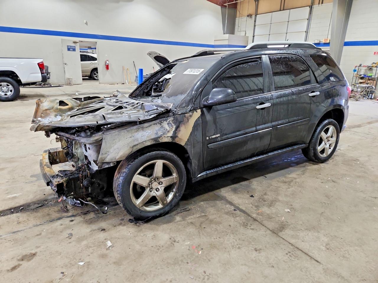 2008 Pontiac Torrent GXP, VIN 2CKDL637186059204 — Engine fire