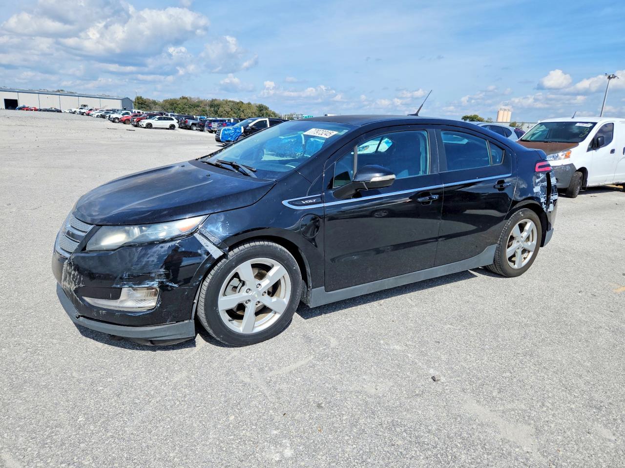 2013 Chevrolet Volt, VIN 1G1RA6E42DU108176 — Front end