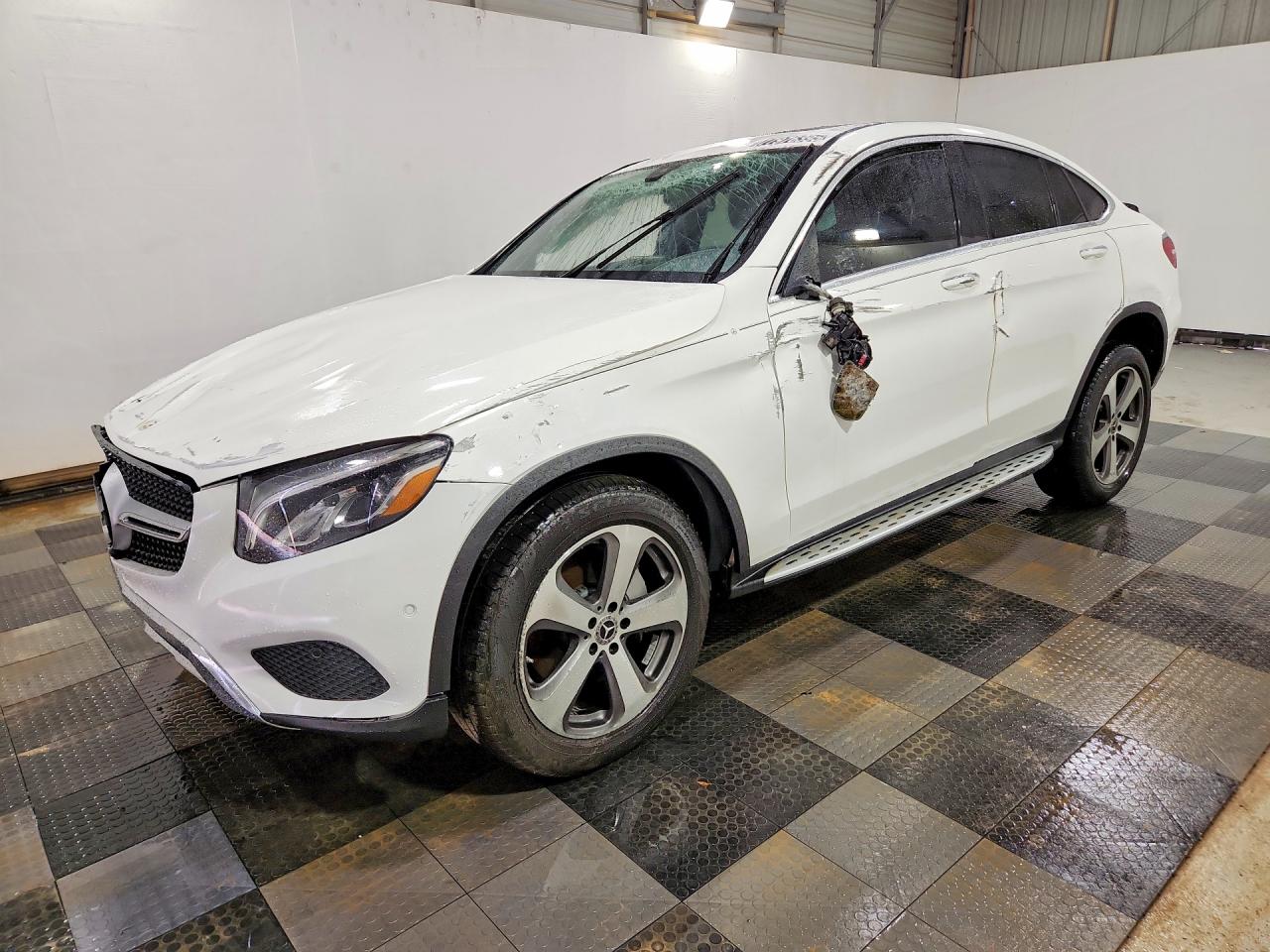 2019 Mercedes-Benz GLC 300, VIN WDC0J4KBXKF569323 — Rollover