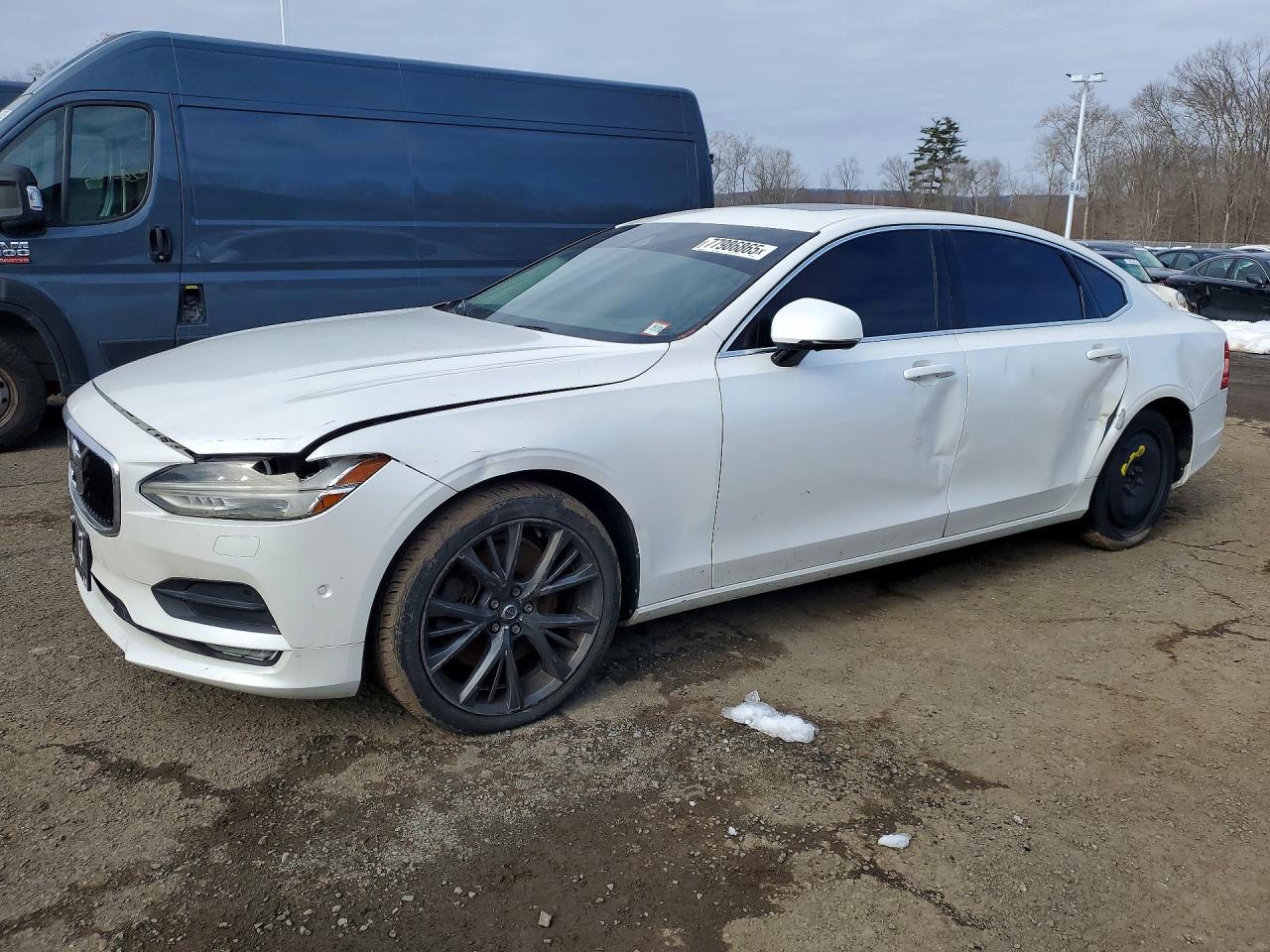2018 Volvo S90 Momentum, VIN LVY992MK6JP033669 — All over
