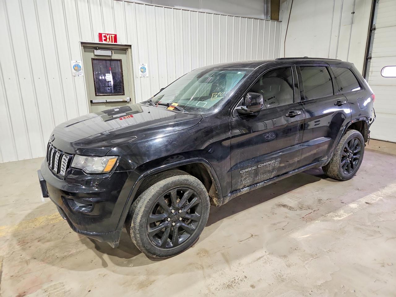 2019 Jeep Grand Cherokee Altitude, VIN 1C4RJFAG8KC546873 — Rear end