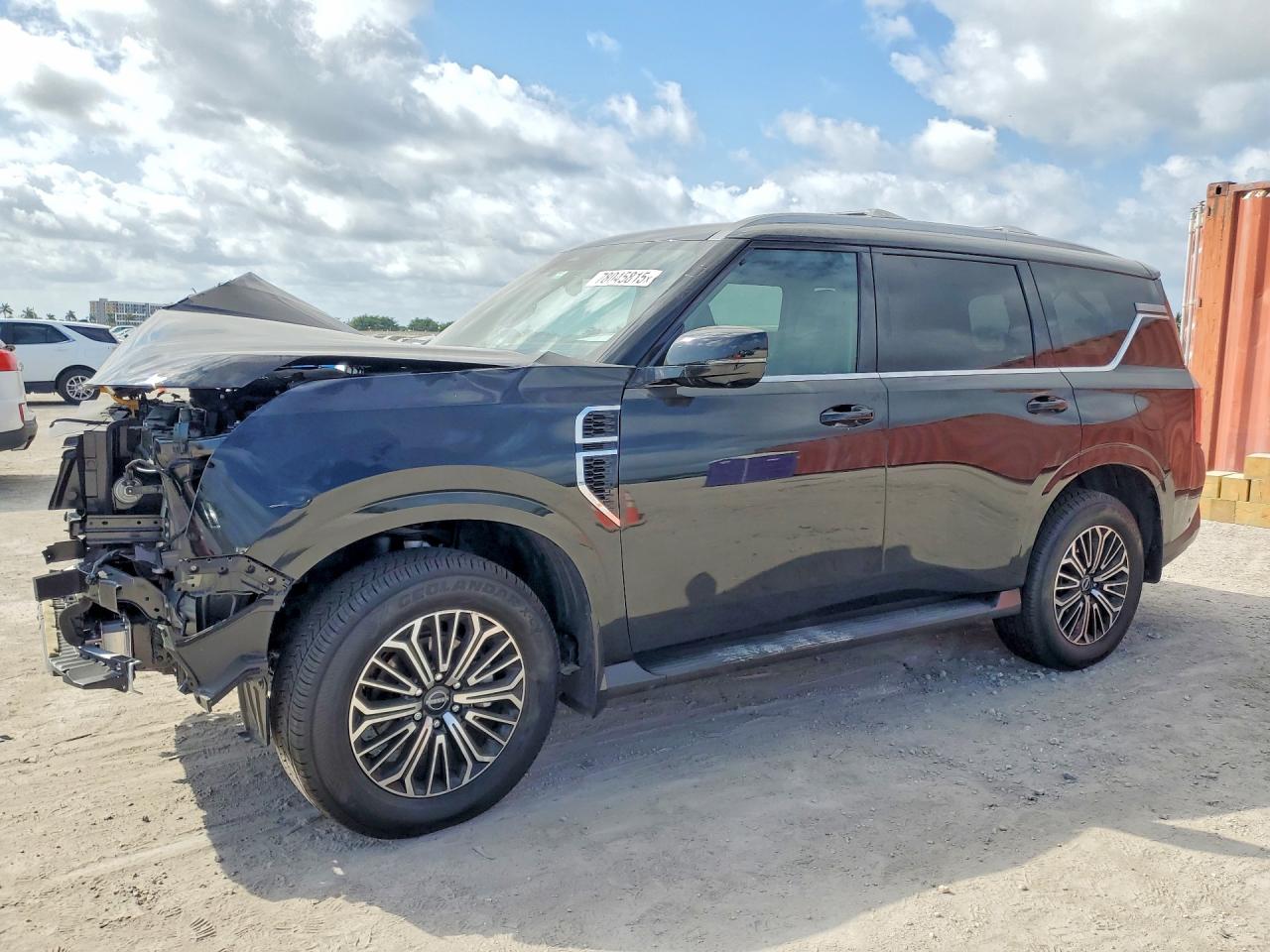 2025 Nissan Armada SL, VIN JN8AY3BB5S9102426 — Front end
