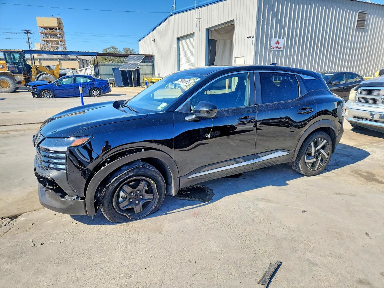2025 Nissan Kicks SV, VIN 3N8AP6CA3SL357416 — Front end