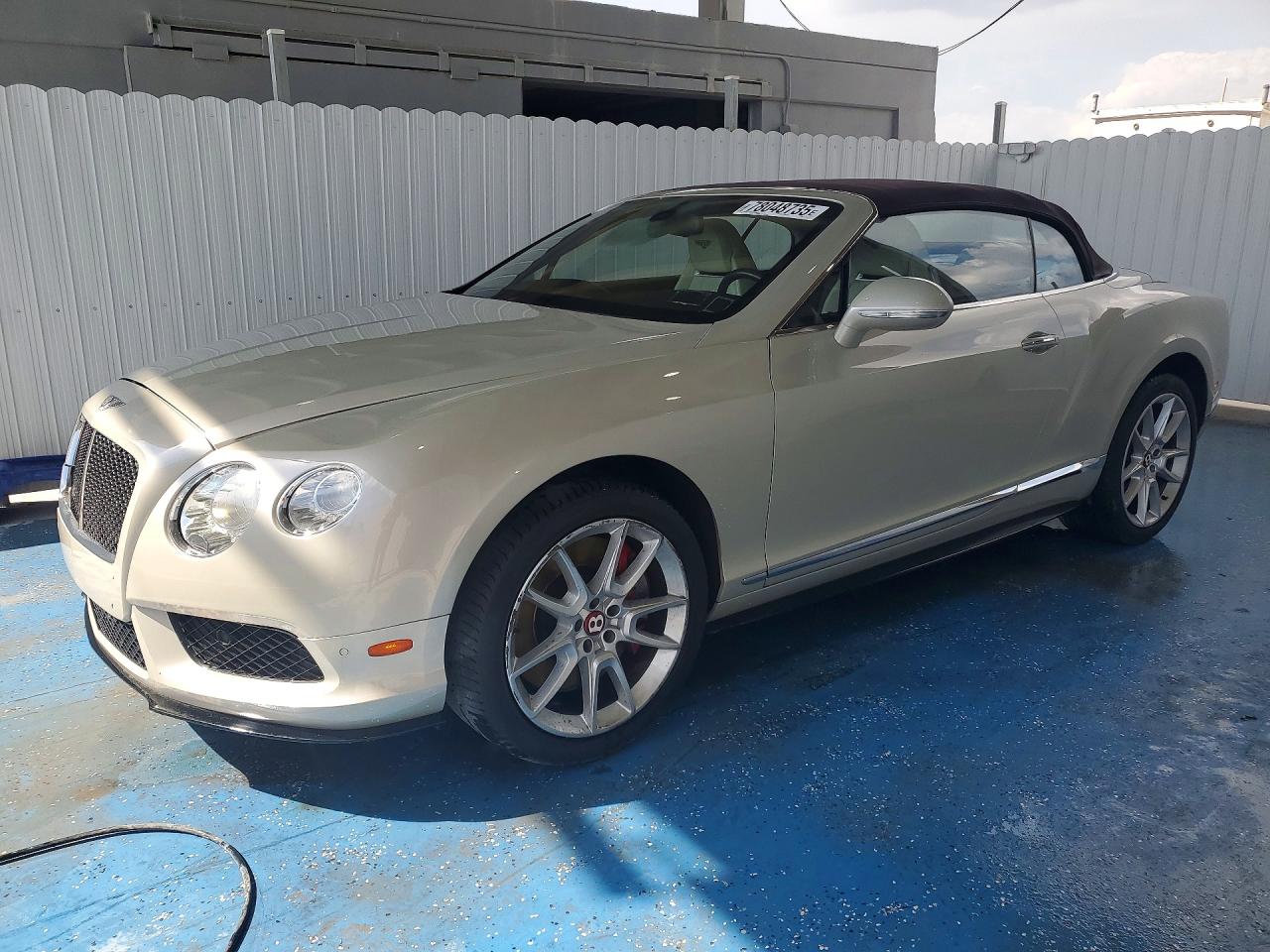2015 Bentley Continental GT, VIN SCBGH3ZA0FC044725 — Front end