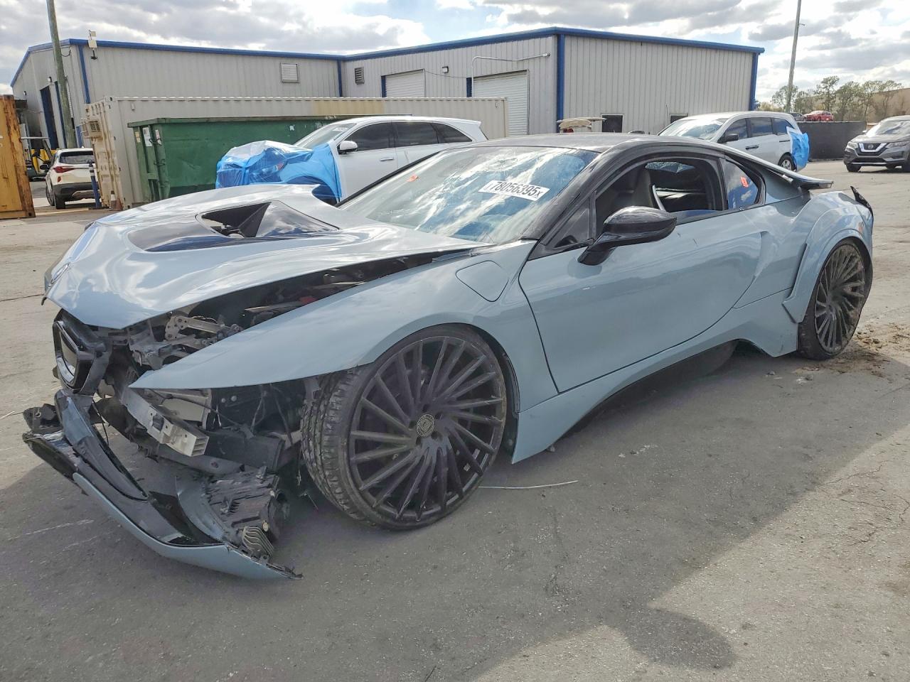 2017 BMW i8, VIN WBY2Z2C34HV676562 — Front end