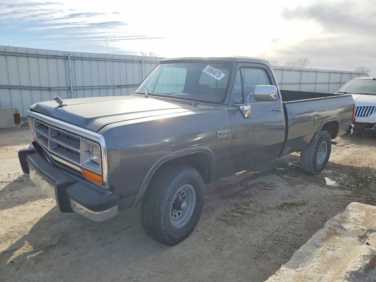 1987 Dodge D/W 250, VIN 1B7HW04T4HS421967 — Rear end