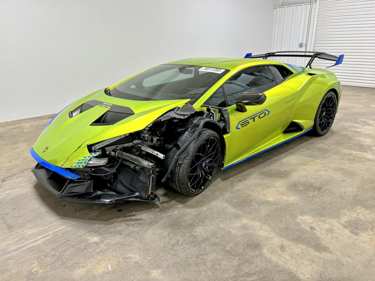2022 Lamborghini Huracan, VIN ZHWUA6ZX2NLA20140 — Front end