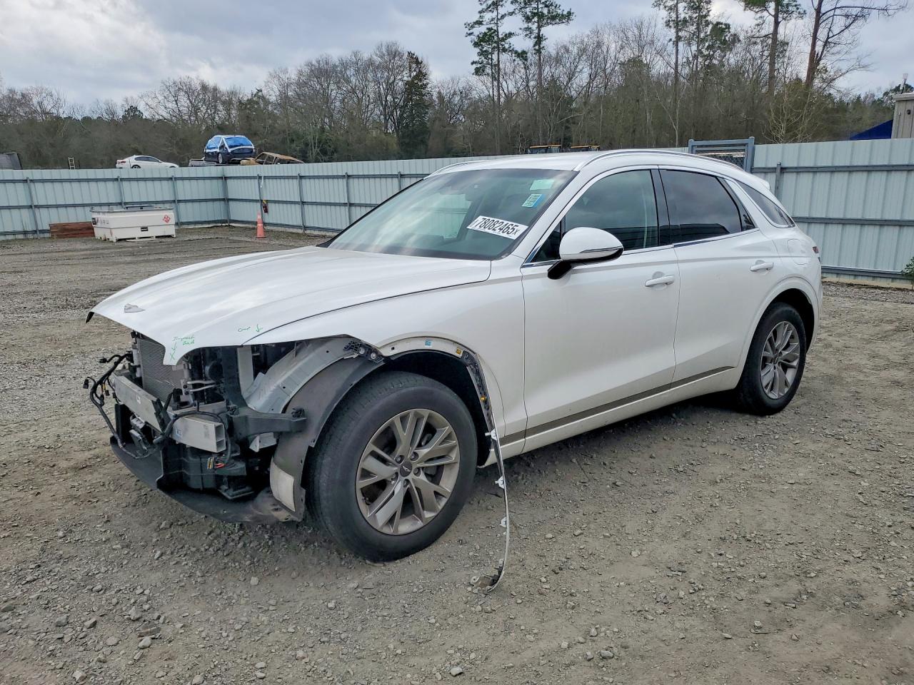 2022 Genesis GV70 2.5T, VIN KMUMADTB7NU043976 — Front end