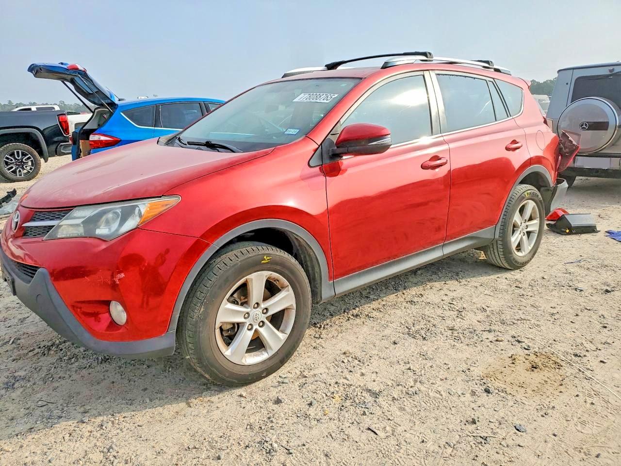 2014 Toyota RAV4 XLE, VIN JTMWFREV7EJ007353 — Rear end