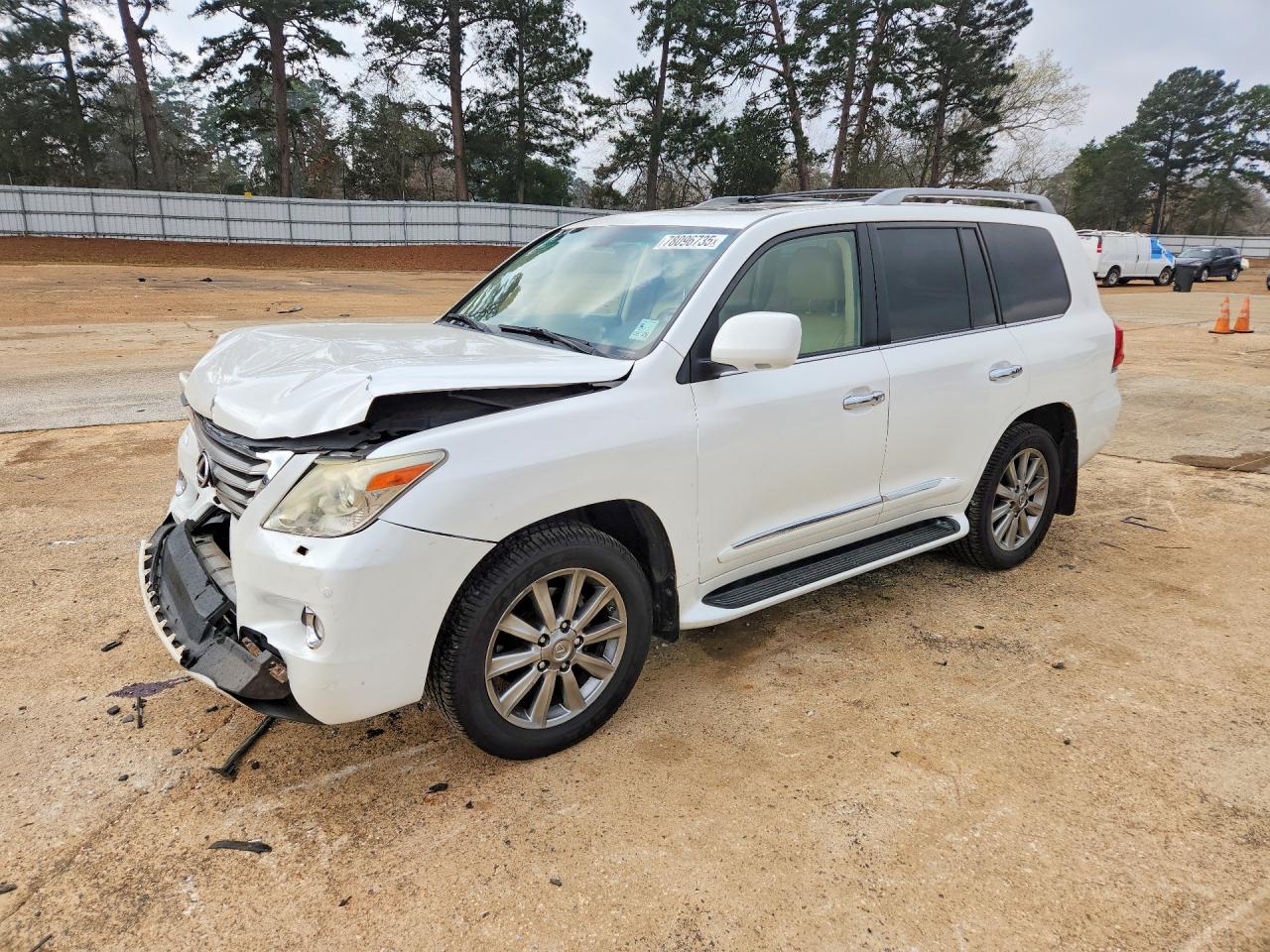2011 Lexus LX 570, VIN JTJHY7AX1B4075475 — Front end