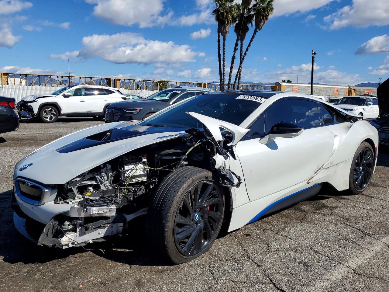 2016 BMW i8, VIN WBY2Z2C51GV676177 — Перед