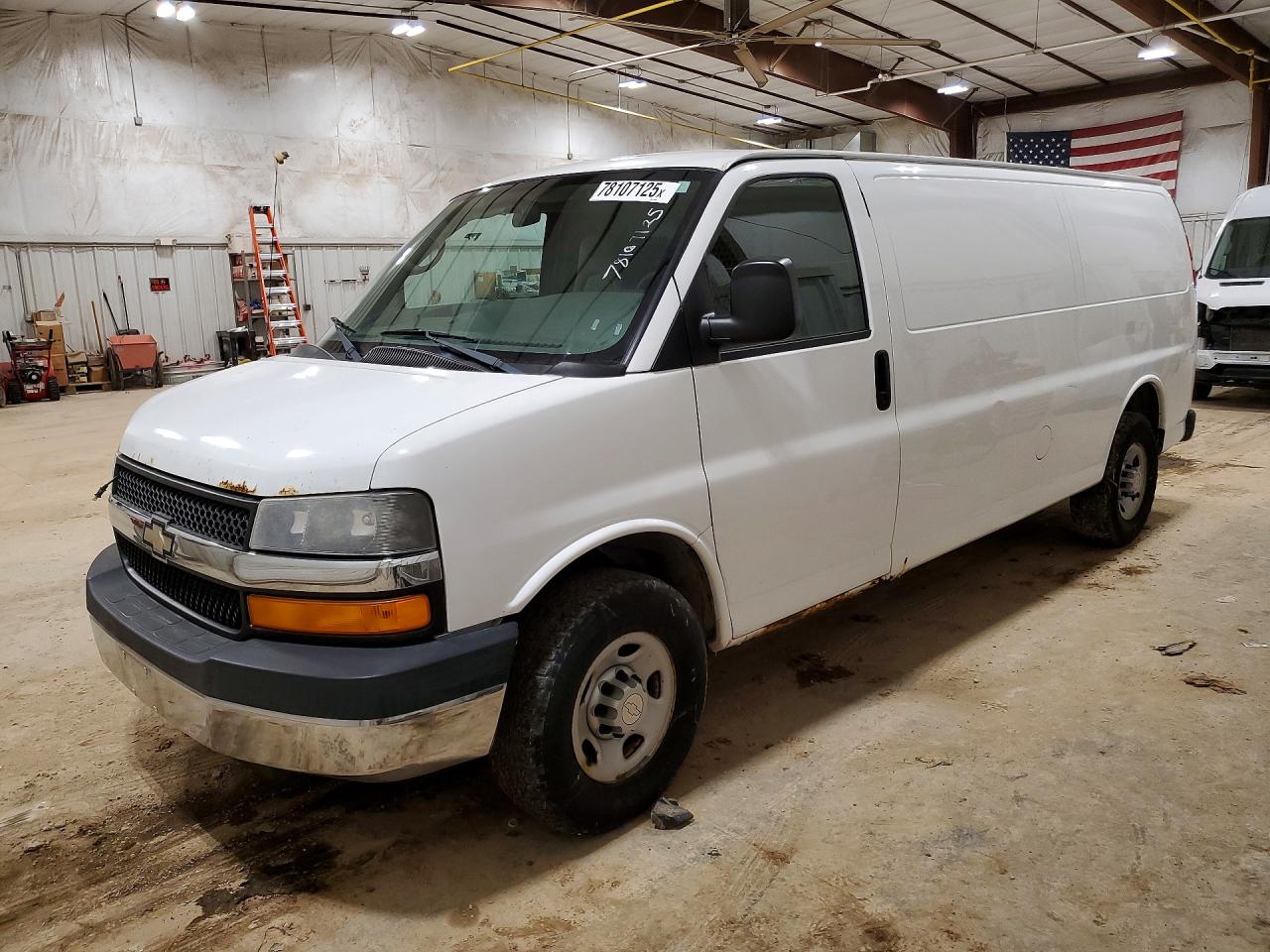 2008 Chevrolet Express G2500, VIN 1GCGG29K781165897 — Minor dents and scratches