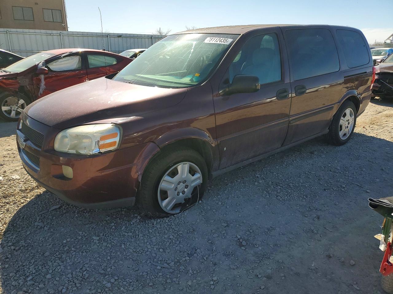2007 Chevrolet Uplander LS Fleet, VIN 1GNDV23W27D192157 — Front end