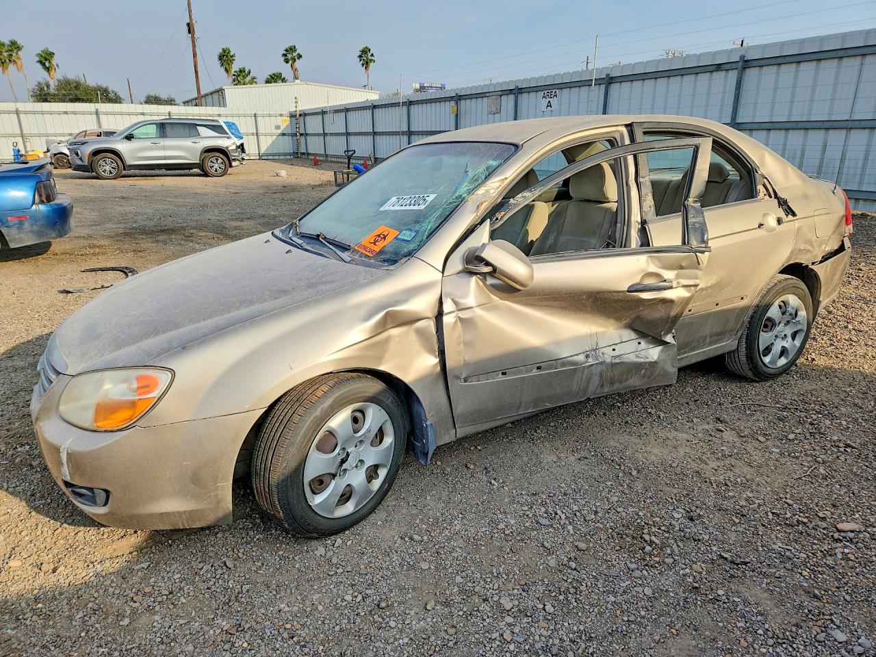2007 Kia Spectra EX, VIN KNAFE121575434528 — Side