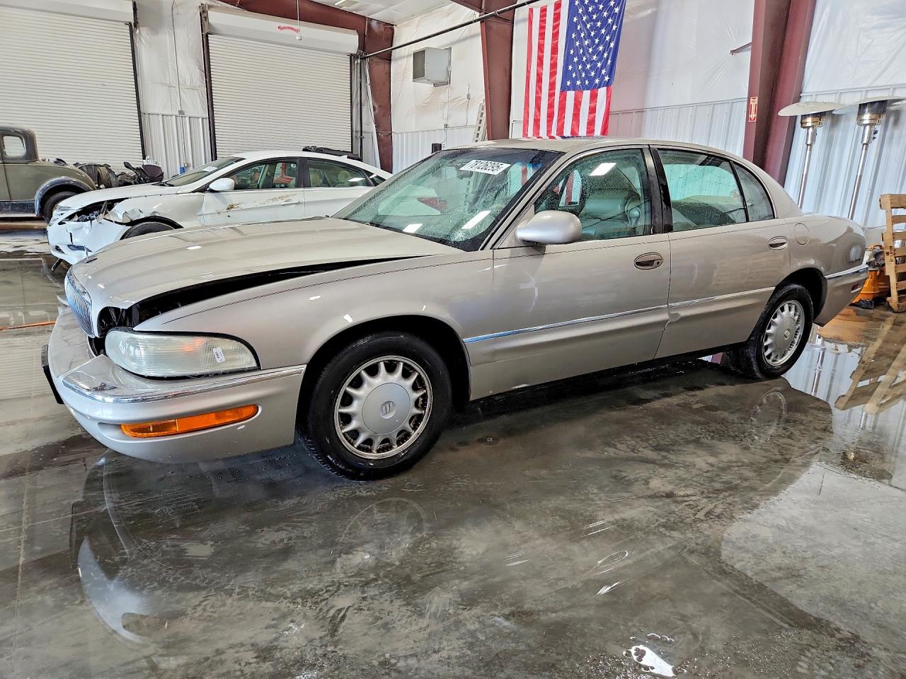 1997 Buick Park Avenue, VIN 1G4CW52K7V4660880 — Бок