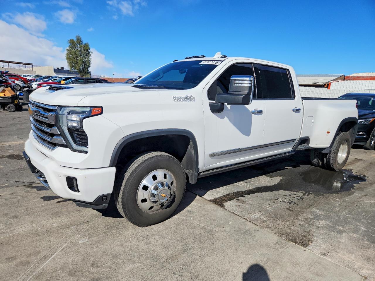 2024 Chevrolet Silverado 3500HD High Country, VIN 1GC4YVEY7RF199256 — Фото с аукциона